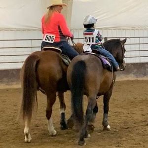 Meet your Posher, Amber